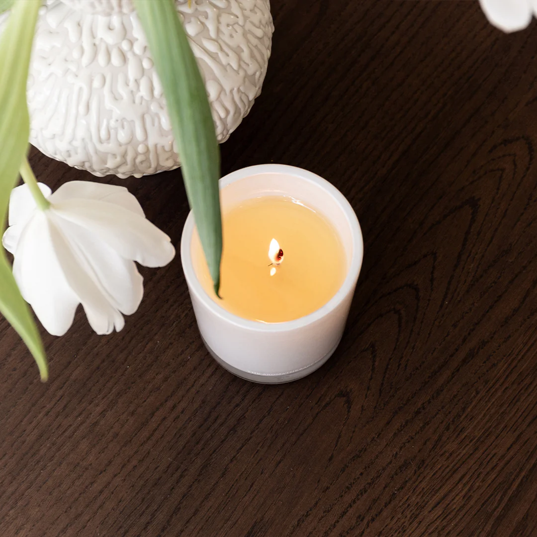 Candle - The Aromatherapy Co. - The Aromatherapy Co. Neroli & Amber Wood Naturals Candle 400g - The Gift Company