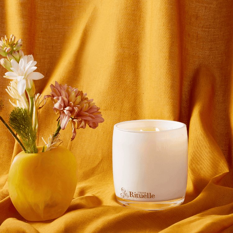 Candle - Urban Rituelle - Urban Rituelle White Musk & Lotus Candle 400g - The Gift Company