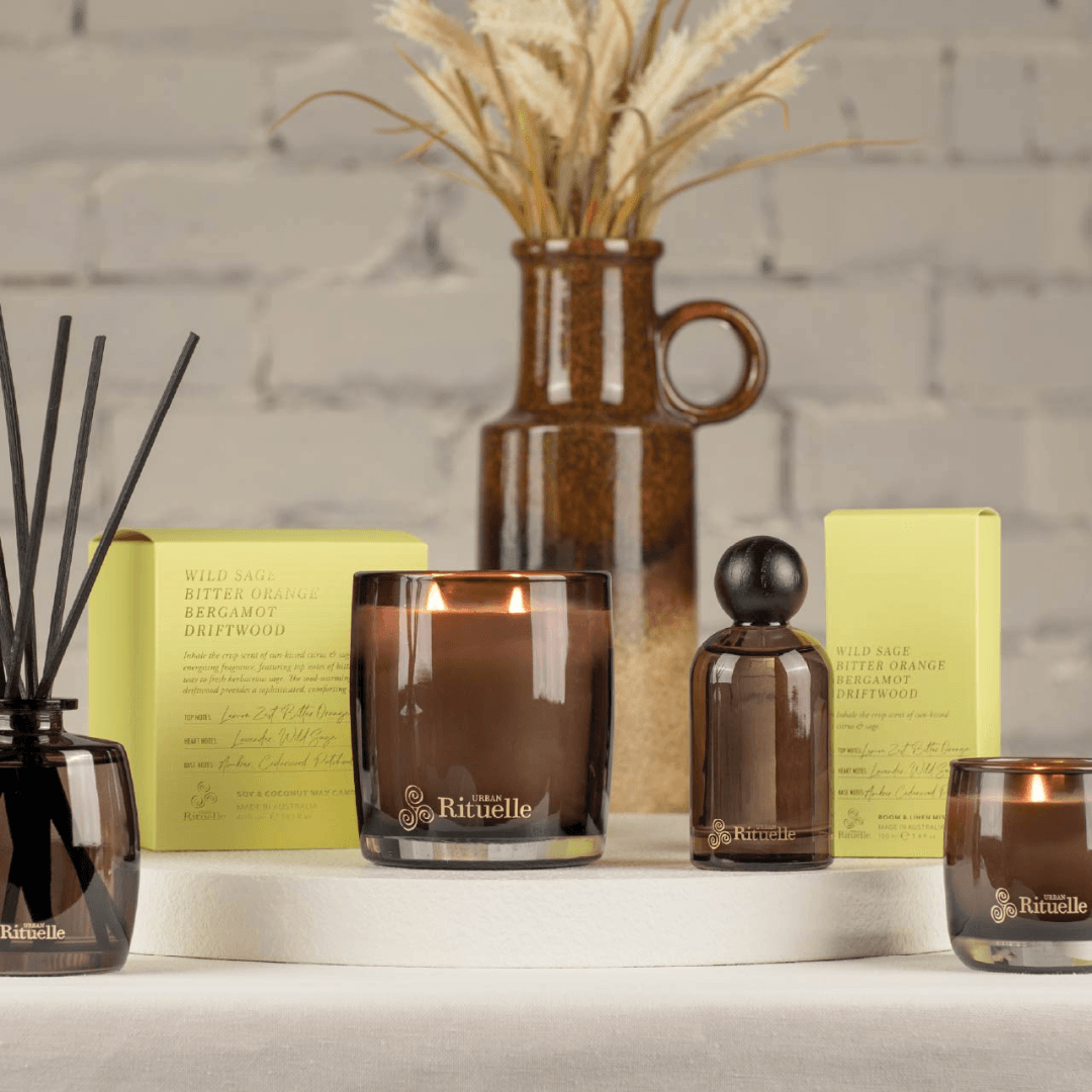 Candle - Urban Rituelle - Urban Rituelle Wild Sage, Bitter Orange, Bergamot, Driftwood Candle 400g - The Gift Company