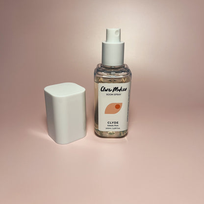 Clare Makes Clyde Kakadu Plum Reed Diffuser 200mL – Clare Makes product and lifestyle image 15