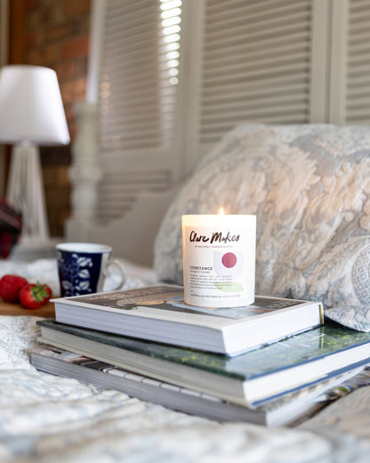 Clare Makes Constance Eucalyptus & Lavender Medium Candle 180g – Clare Makes product and lifestyle image 10