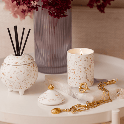 Diffuser - Moss St Ceramics - MOSS ST Fragrances Ceramics: Camellia & White Lotus Diffuser Refill 500ml - The Gift Company