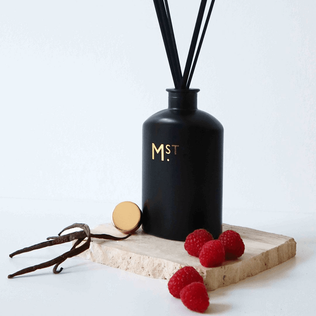 Diffuser - Moss St - MOSS ST Reed Diffuser - Raspberry & Vanilla 275mL - The Gift Company