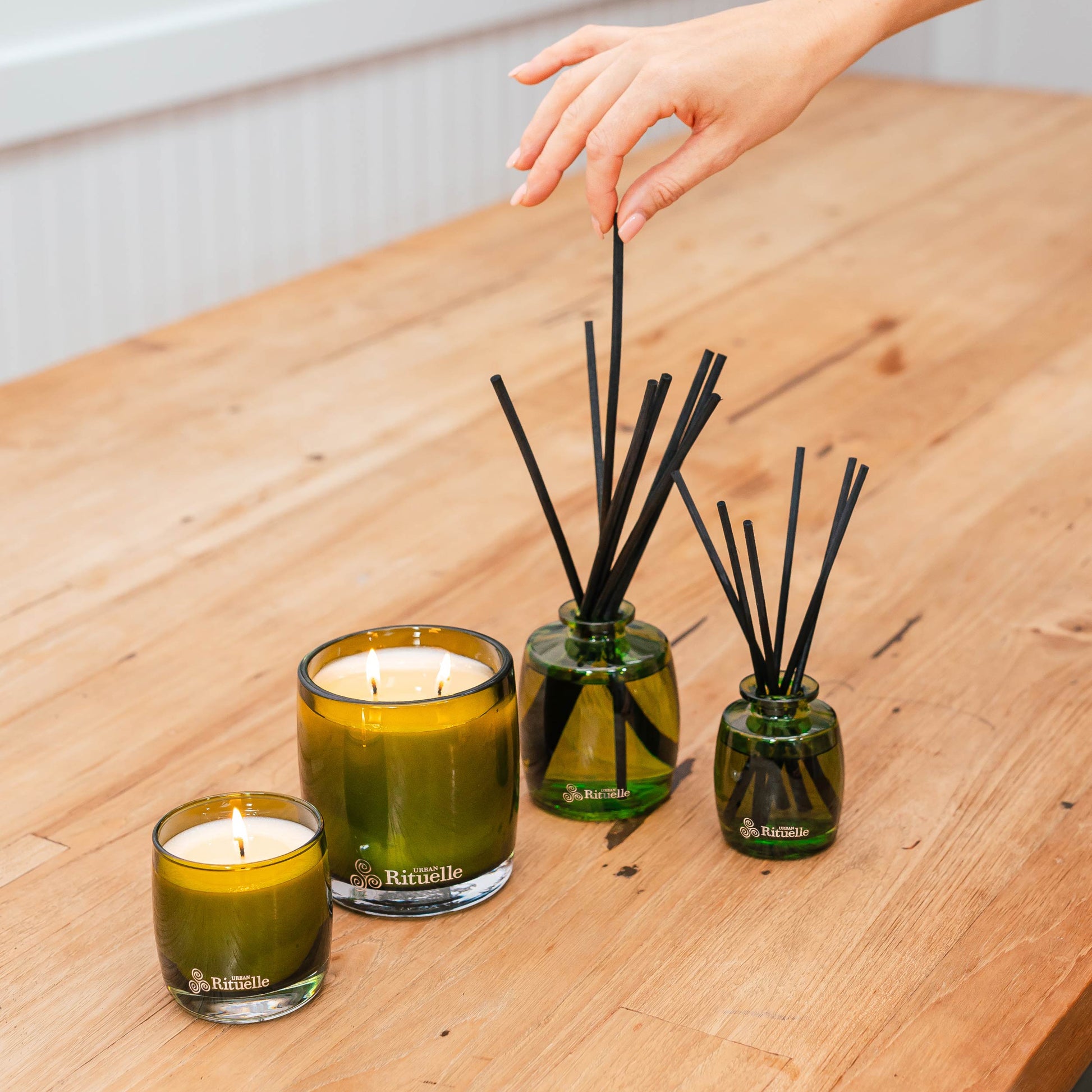 Urban Rituelle Lemongrass, Lemon Myrtle, Grapefruit & Eucalyptus Mini Fragrance Diffuser Set 90mL