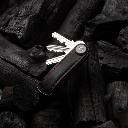 Key Organiser - Orbitkey - Orbitkey - Key Organiser Crazy-Horse Obsidian Black with Red Stitching - The Gift Company