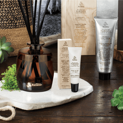 Lip Balm - Urban Rituelle - Urban Rituelle Nourishing Lip Balm - Vanilla & Tangerine - The Gift Company