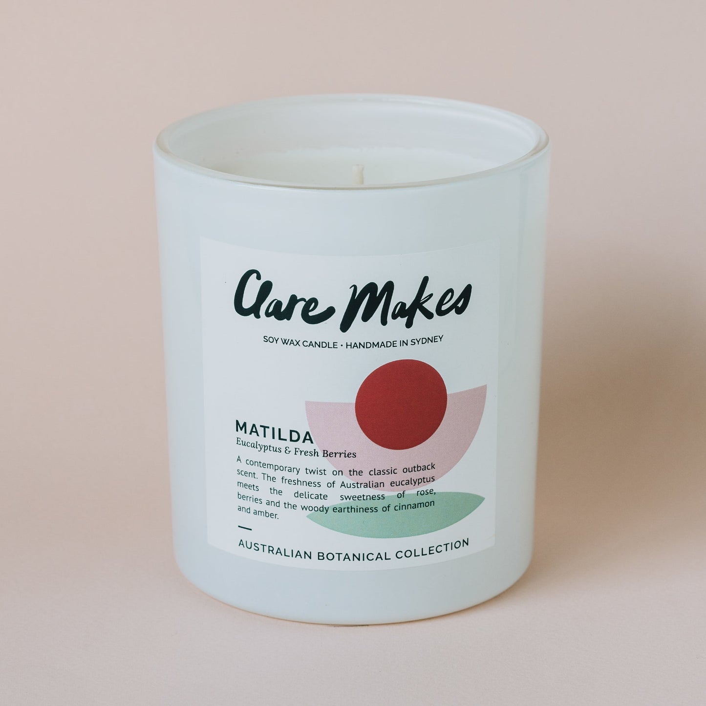 Clare Makes Matilda Eucalyptus & Fresh Berries Medium Candle 180g – Clare Makes product and lifestyle image 2