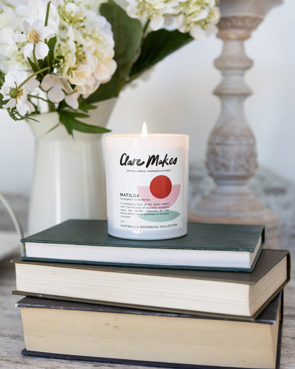 Clare Makes Matilda Eucalyptus & Fresh Berries Medium Candle 180g – Clare Makes product and lifestyle image 7