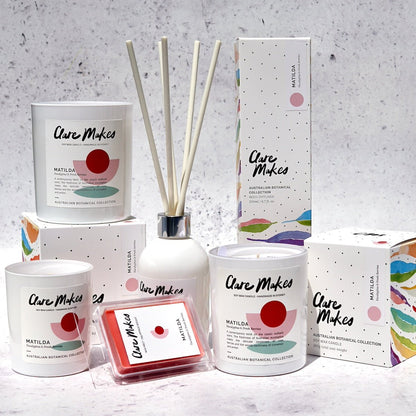 Clare Makes Matilda Eucalyptus & Fresh Berries Medium Candle 180g – Clare Makes product and lifestyle image 4