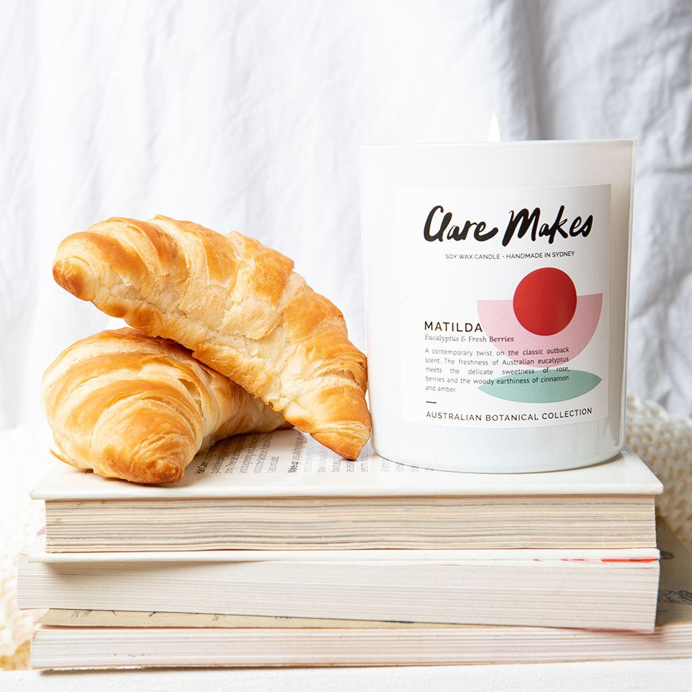 Clare Makes Matilda Eucalyptus & Fresh Berries Medium Candle 180g – Clare Makes product and lifestyle image 9