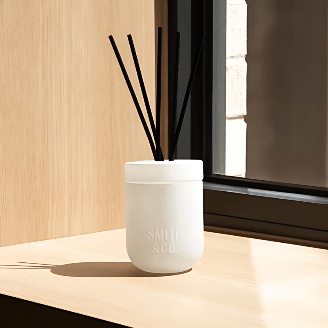 Reed Diffuser - The Aromatherapy Co. - The Aromatherapy Co. Smith & Co. Diffuser Tonka & White Musk 200mL - The Gift Company