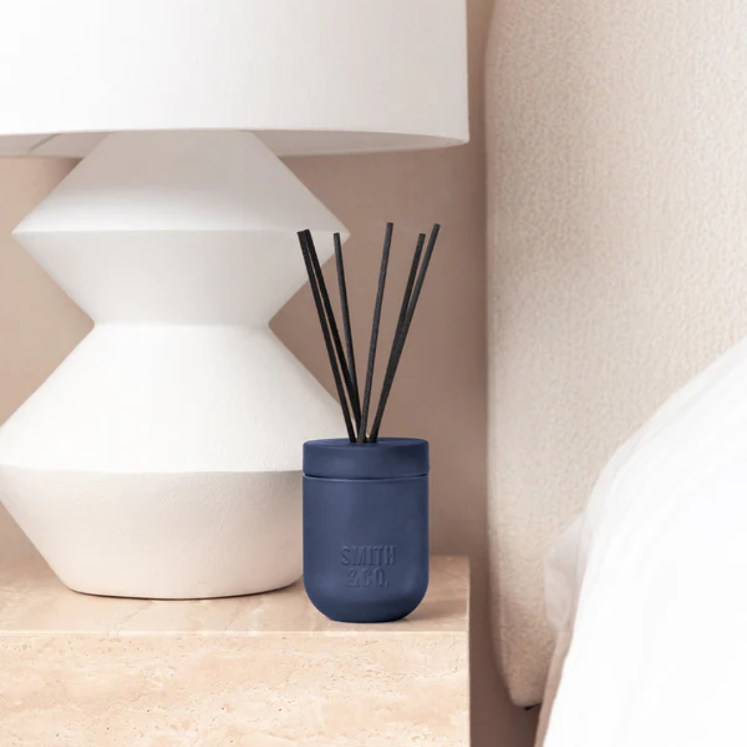 Reed Diffuser - The Aromatherapy Co. - The Aromatherapy Co. Smith & Co. Smoked Suede & Bergamot Diffuser 200mL - The Gift Company