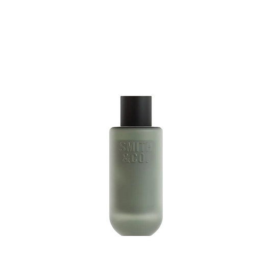 Room Spray - The Aromatherapy Co. - The Aromatherapy Co. Smith & Co. Amber & Freesia Room Spray 100mL - The Gift Company