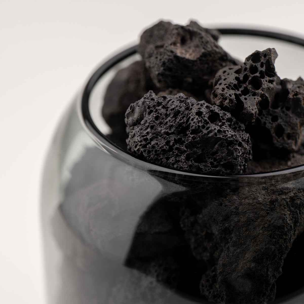 Studio Milligram Ultra Violet Scented Volcanic Rock Set